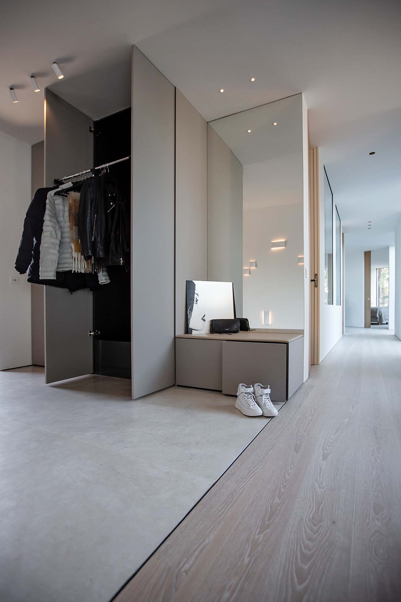 bench hallway mirror leather leather seat luxury site-built hallway entrance hanger hidden storage Arizona beige casa dolce casa large format 120×120 supermodular spotlights Scandinavian bench hallway mirror leather leather seat luxury site-built hallway entrance hanger hidden storage Arizona beige casa dolce casa large format 120x120 supermodular spotlights Scandinavian